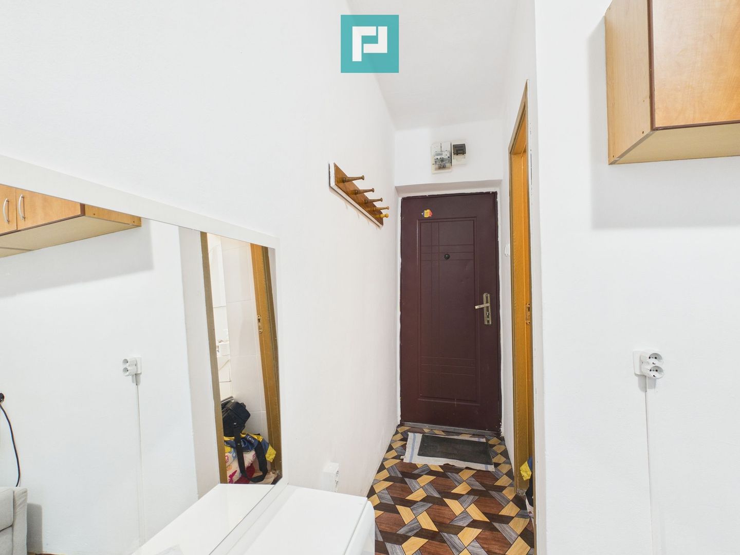 Garsonieră în Confecții de vânzare - Poză 5