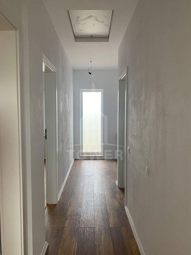 Casă de vânzare cu 4 camere | Loc. Cristian - Poză 13