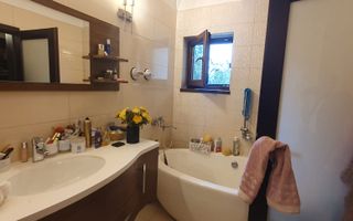 Casă de vânzare Tâncăbești, - Poză 11