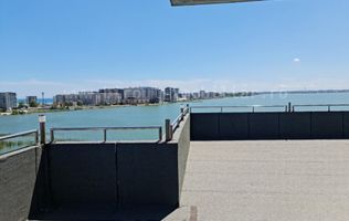 Vânzare Pensiune S+P+4 cu aviz ISU – Vedere Lac & Mare