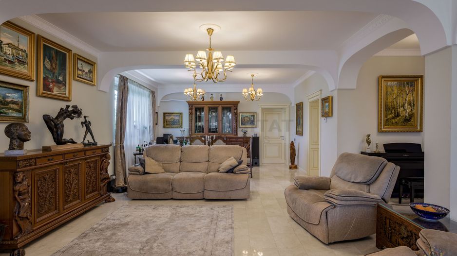 Vila Albatros | Eleganta aristocrata pe malul lacului - Poză 30
