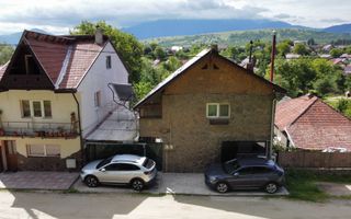 Apartament tip casă la curte, lângă pădure – Zărnești - Poză 3
