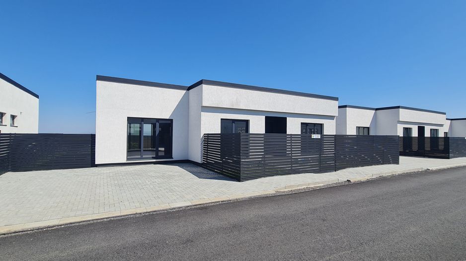 Casa individuala finalizata intabulata 4 camere Cartier Izvor Tarlungeni Brasov - Poză 1