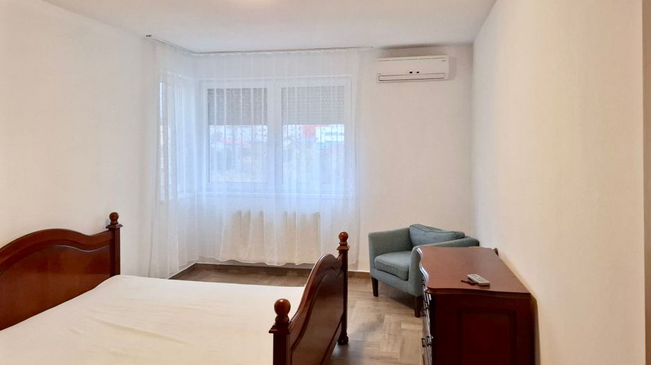 Apartament cu 3 camere,  spațios si primitor, in Soarelui- Sud Plaza - Poză 3