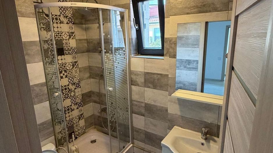 Apartament 3 camere în vilă P+1,  curte Inacului - Poză 12