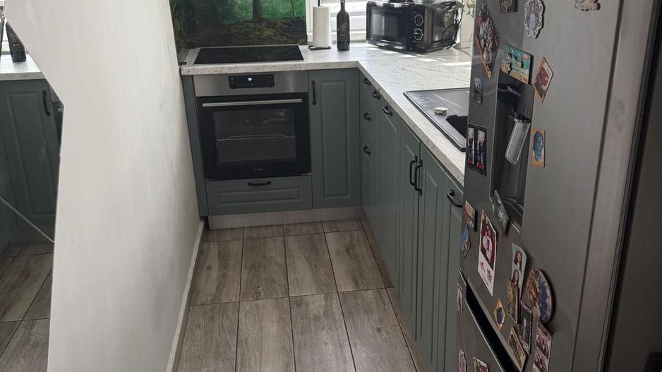 De vanzare apartament 4 camere Drumul Taberei - Poză 3