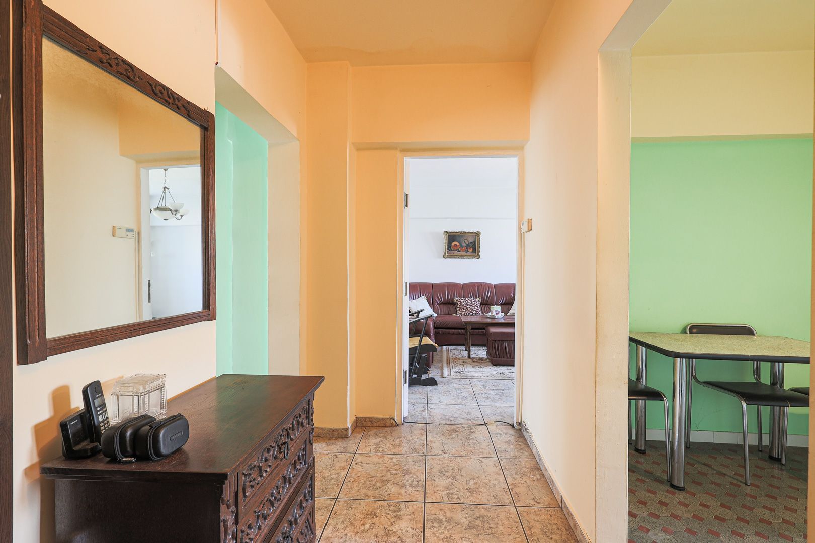 Rezervat Apartament decomandat cu 3 camere in zona spitalului - Poză 5