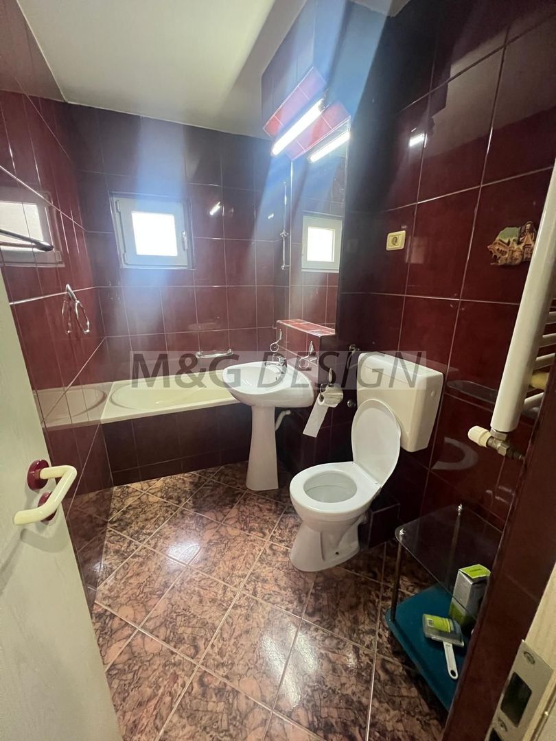 Etaj 1- Apartament  1 camera decomandat Aradului - Poză 7