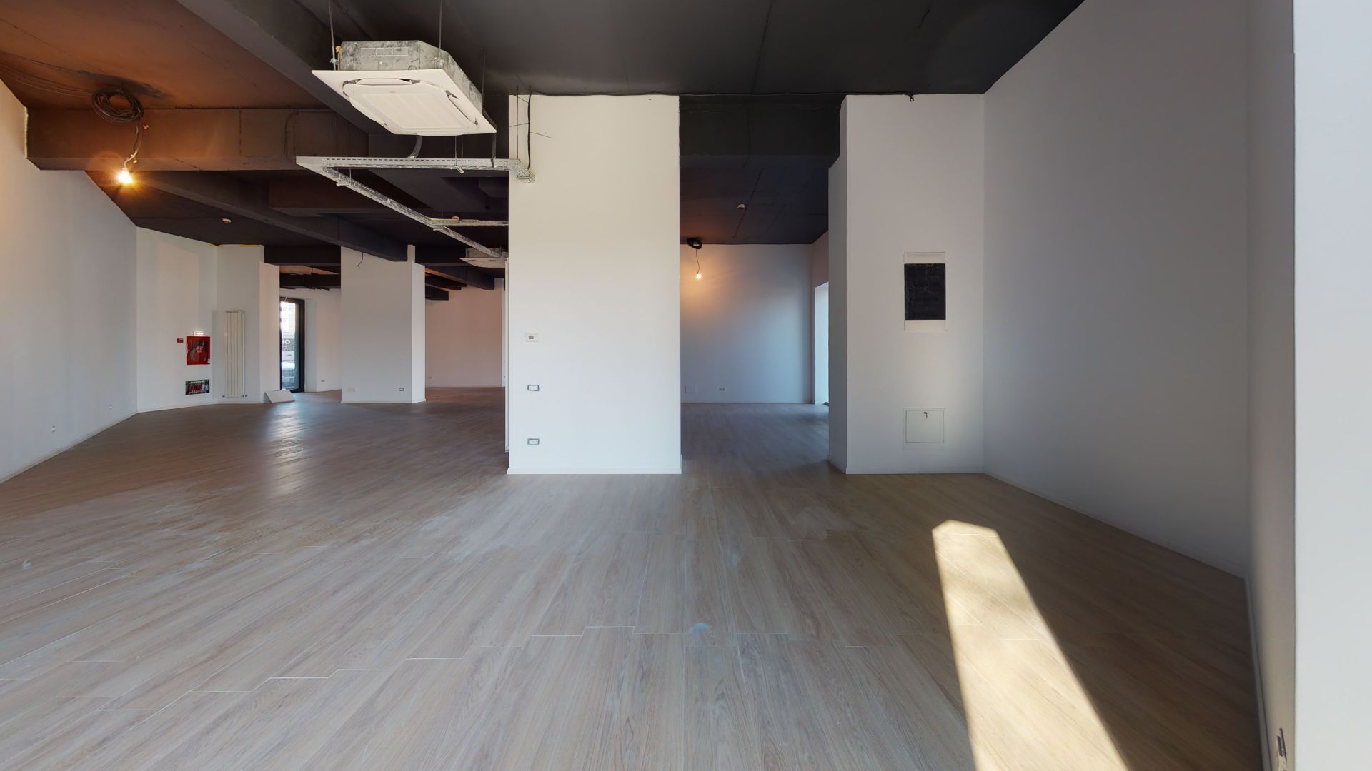 Showroom de lux / Spatiu comercial de vânzare în Cotroceni - Poză 8
