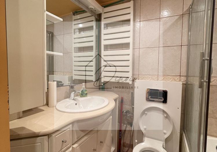 Apartament 3 camere Trapezului Metrou 1Dec - renovat centrala proprie - Poză 8