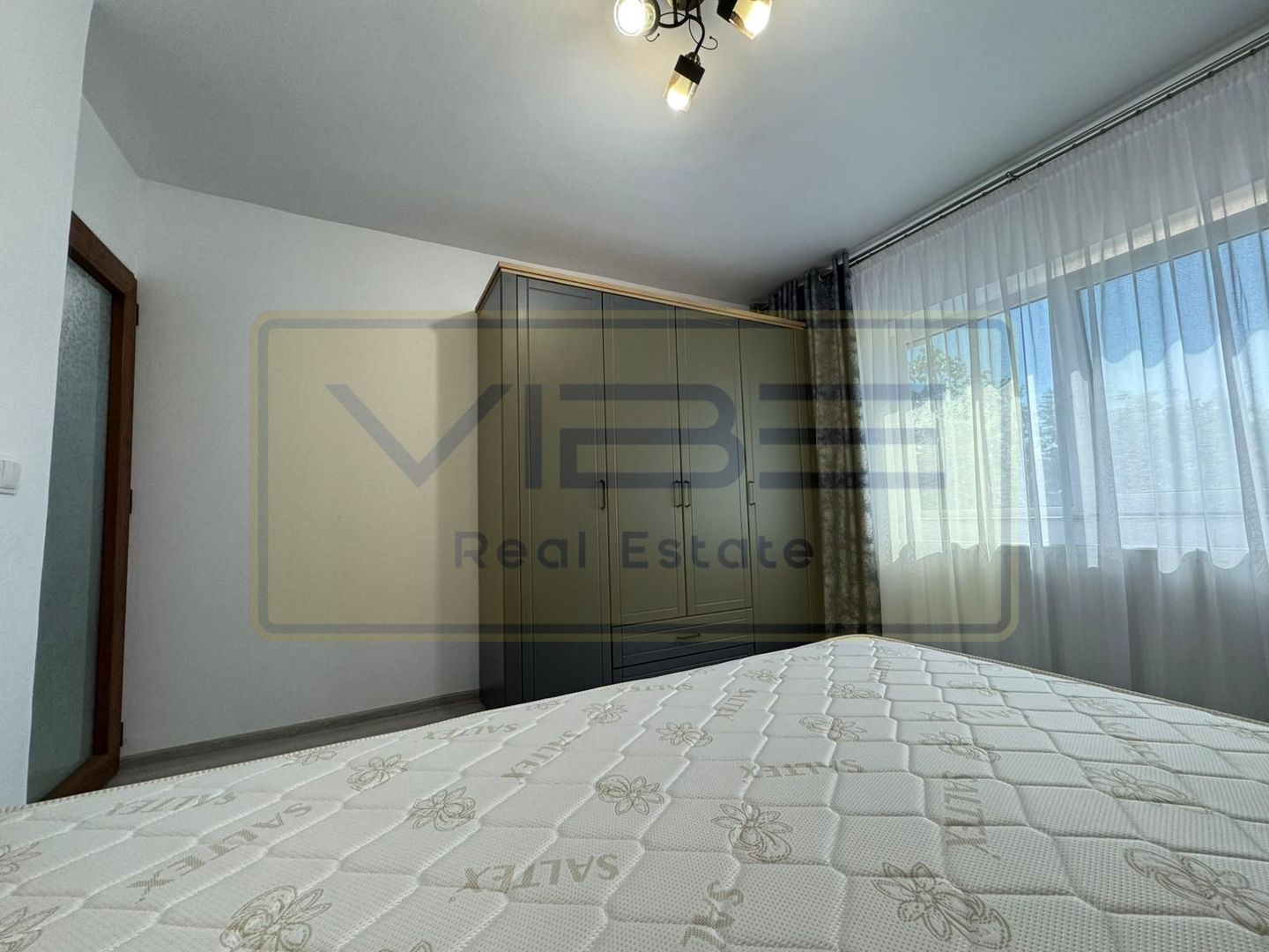 Apartament 2 camere decomandat Nicolina-Hlincea - Poză 2