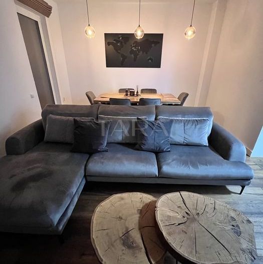 Casa cu 4 camere de vanzare in Floresti - Poză 1