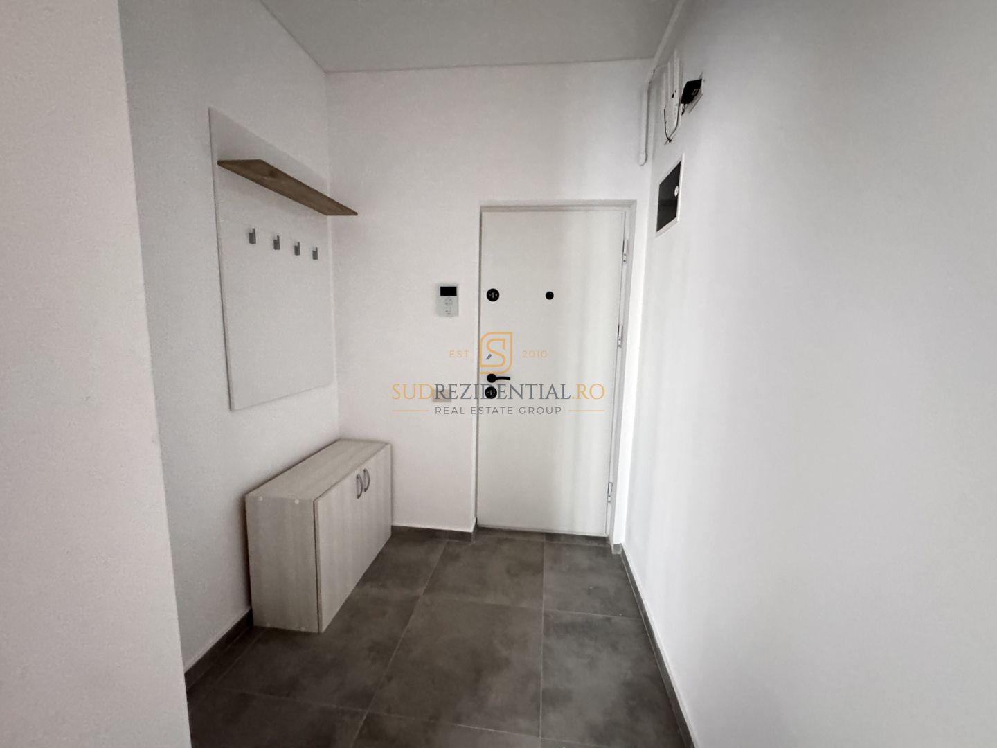 Apartament 2 camere mobilat si utilat, etaj 1,  parcare, Confort Urban - Poză 7