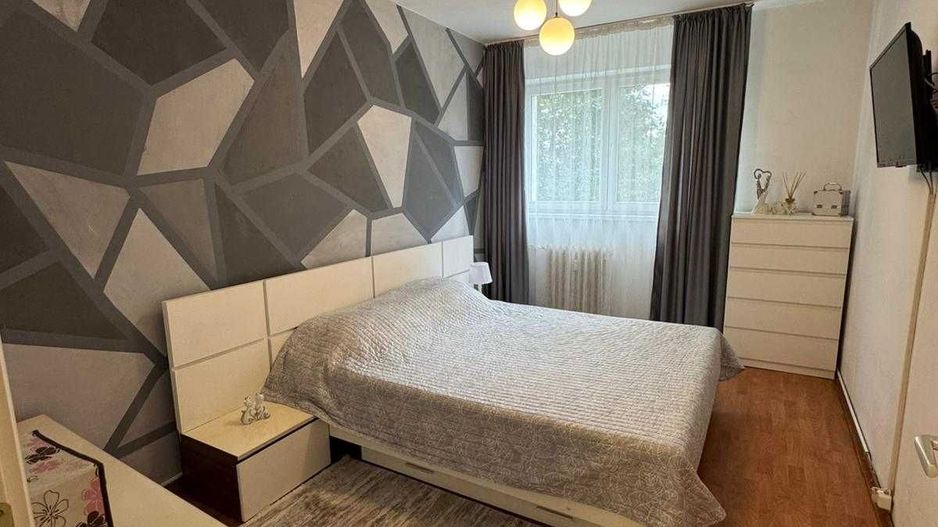 Închiriere Apartament cu 2 camere, etaj 2, ParkLake, bloc anvelopat, Dristor - Poză 2