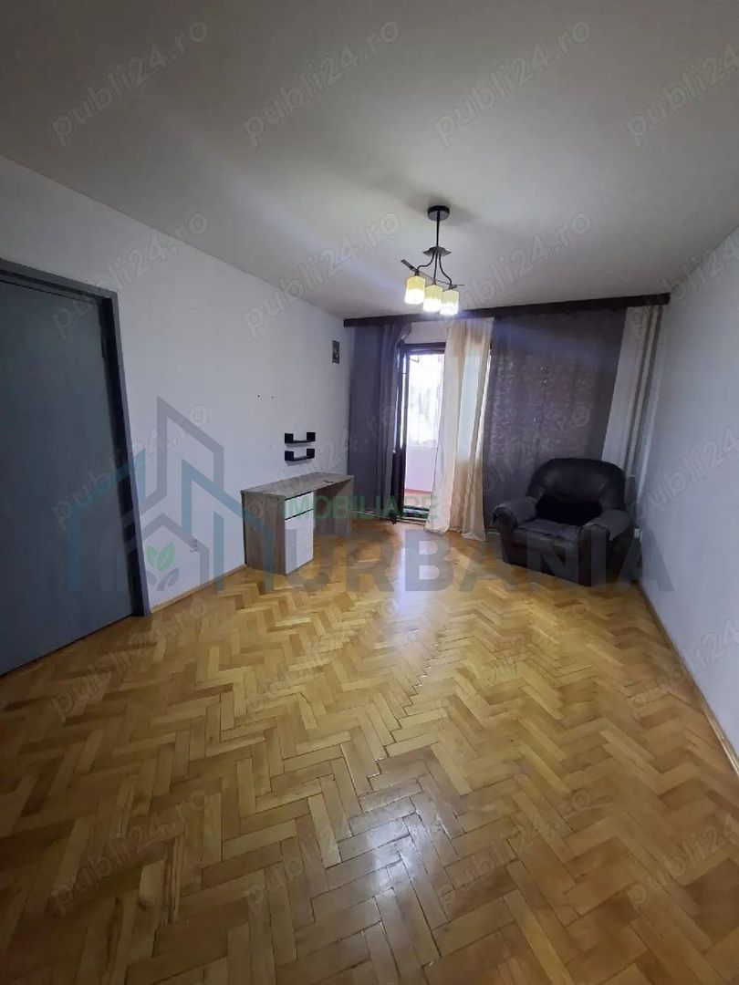 Inchiriez apartament Tatarasi - Poză 2