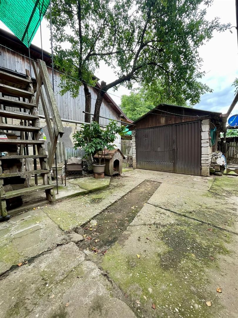 Casa in Marghita cu 4 camere - Poză 9