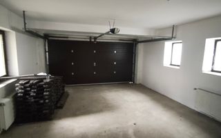 Proprietate amplă cu două case și teren generos, Brașov – str. Cariere - Poză 7