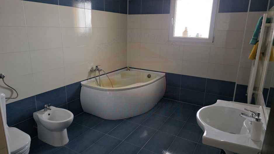 Vanzare apartament cu 3 camere, zona(General), sup. 98 mp, pret 125000 - Poză 6