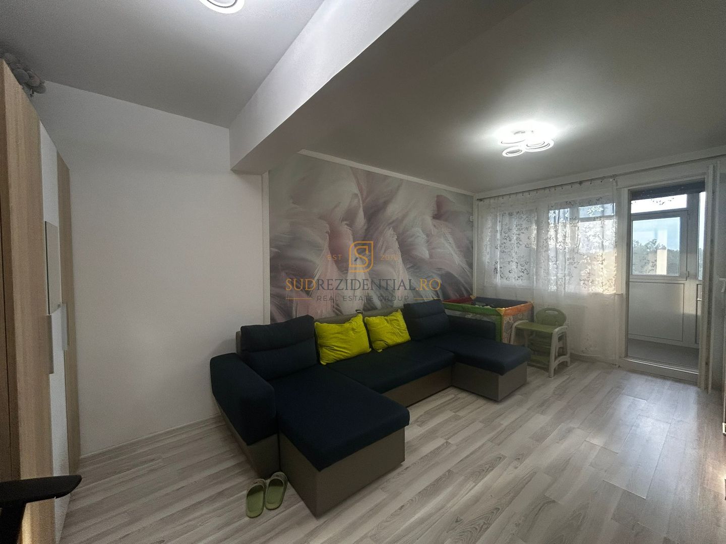 Apartament decomandat cu 2 camere - metrou Aparatorii Patriei - Poză 2