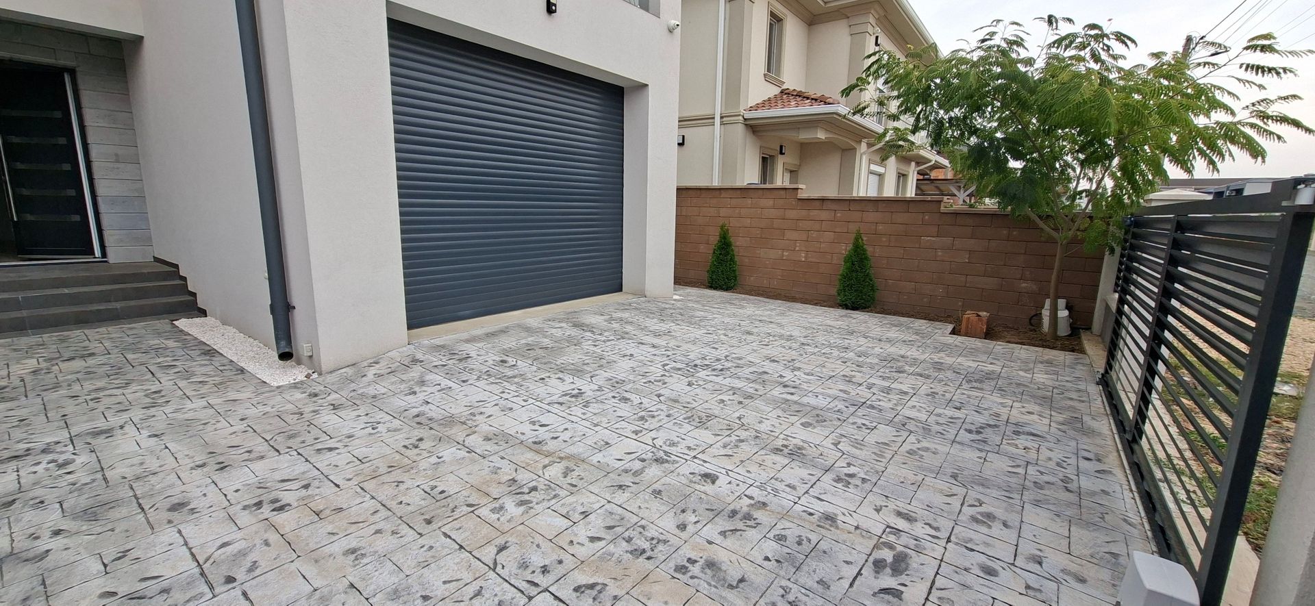 Duplex cu garaj - Dumbravita - Poză 1