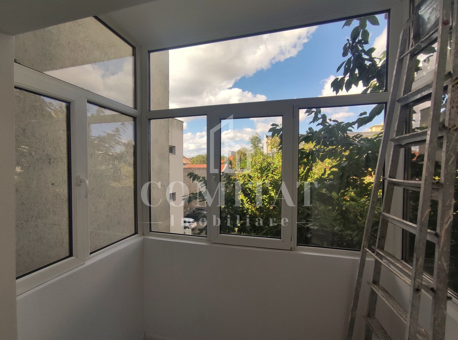 Apartament 2 camere | Spatiu de birou | Decomandat | Zona The Office - Poză 5