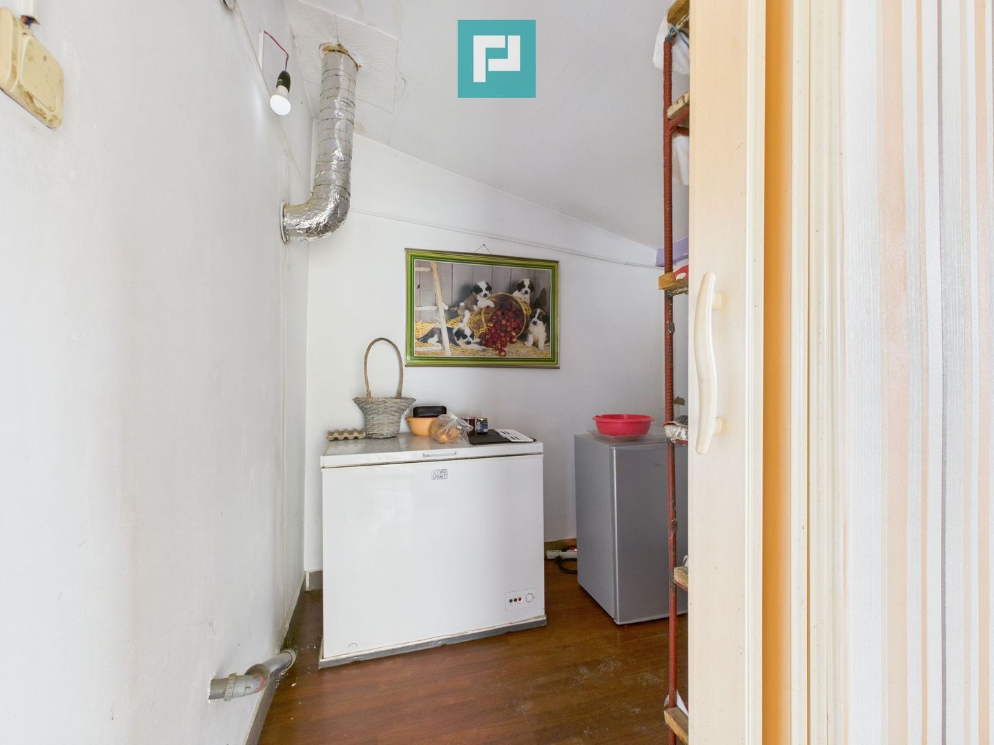 Casă cu 4 camere în Chișineu Criș - Poză 9