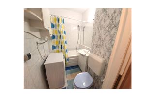 Închiriere Garsoniera renovata, AC, Vatra Luminoasa, Piața Muncii - Poză 4