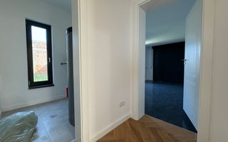 Vila LUX***Panouri fotovoltaice***Lake view//Laguna Albastra/Corbeanca - Poză 26