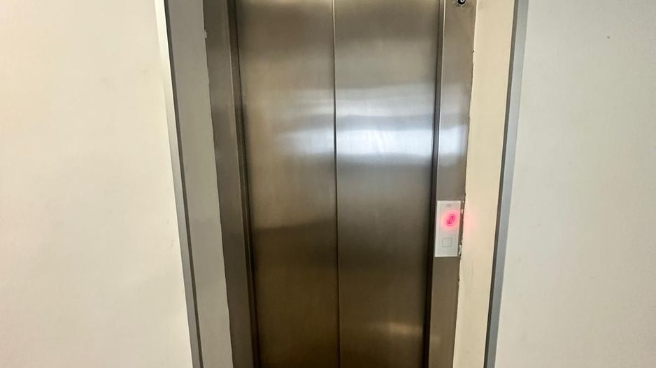 AP. 2 CAMERE BRAGADIRU, LOC PARCARE, BLOC NOU, MASINA DE SPALAT VASE - Poză 10