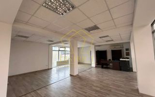 Spatiu birou renovat luminos cladire birouri I Simion Barnutiu - Poză 4