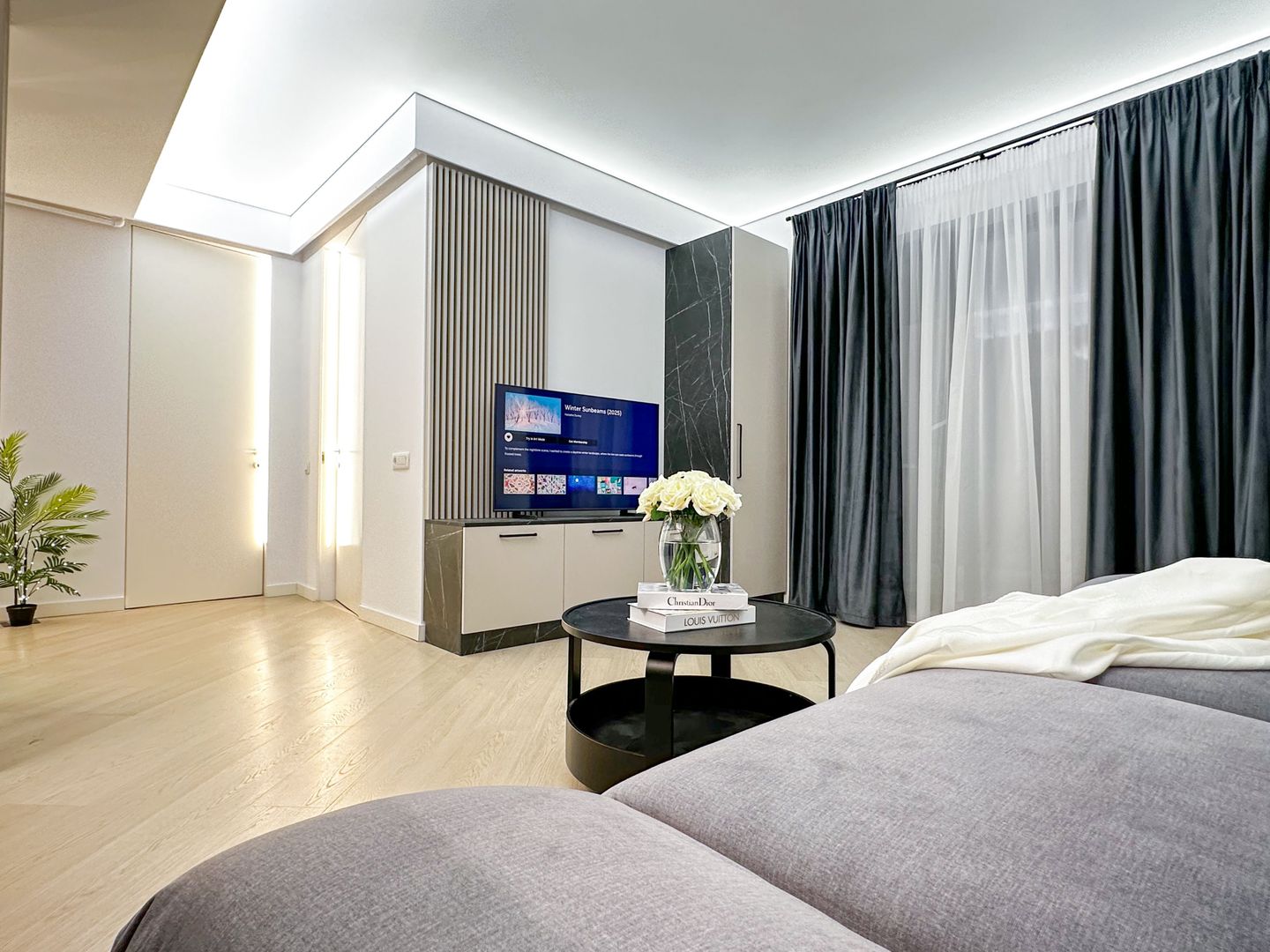 Apartament 3 camere I Cortina North I Parcare subterană - Poză 1