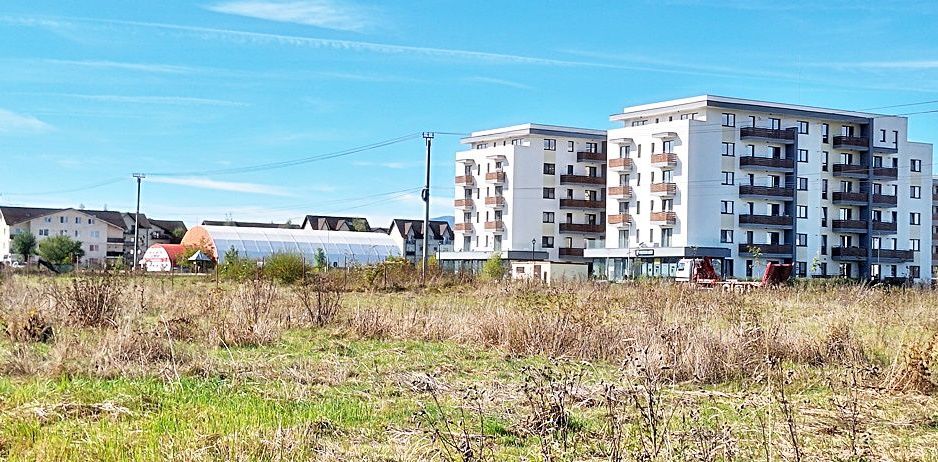 Intrare in Rasnov dinspre Brasov, zona de case noi, teren de 1976mp,  80 euro/mp - Poză 13