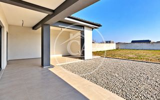 Casă de vânzare P+E cu 4 camere în zona Nufărul, Oradea - Poză 4