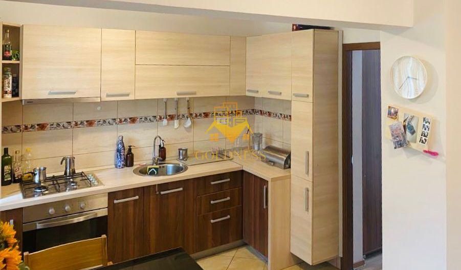 2 camere, decomandate, Ultracentral, I.C Bratianu Zona Blvd. Eroilor - Poză 1