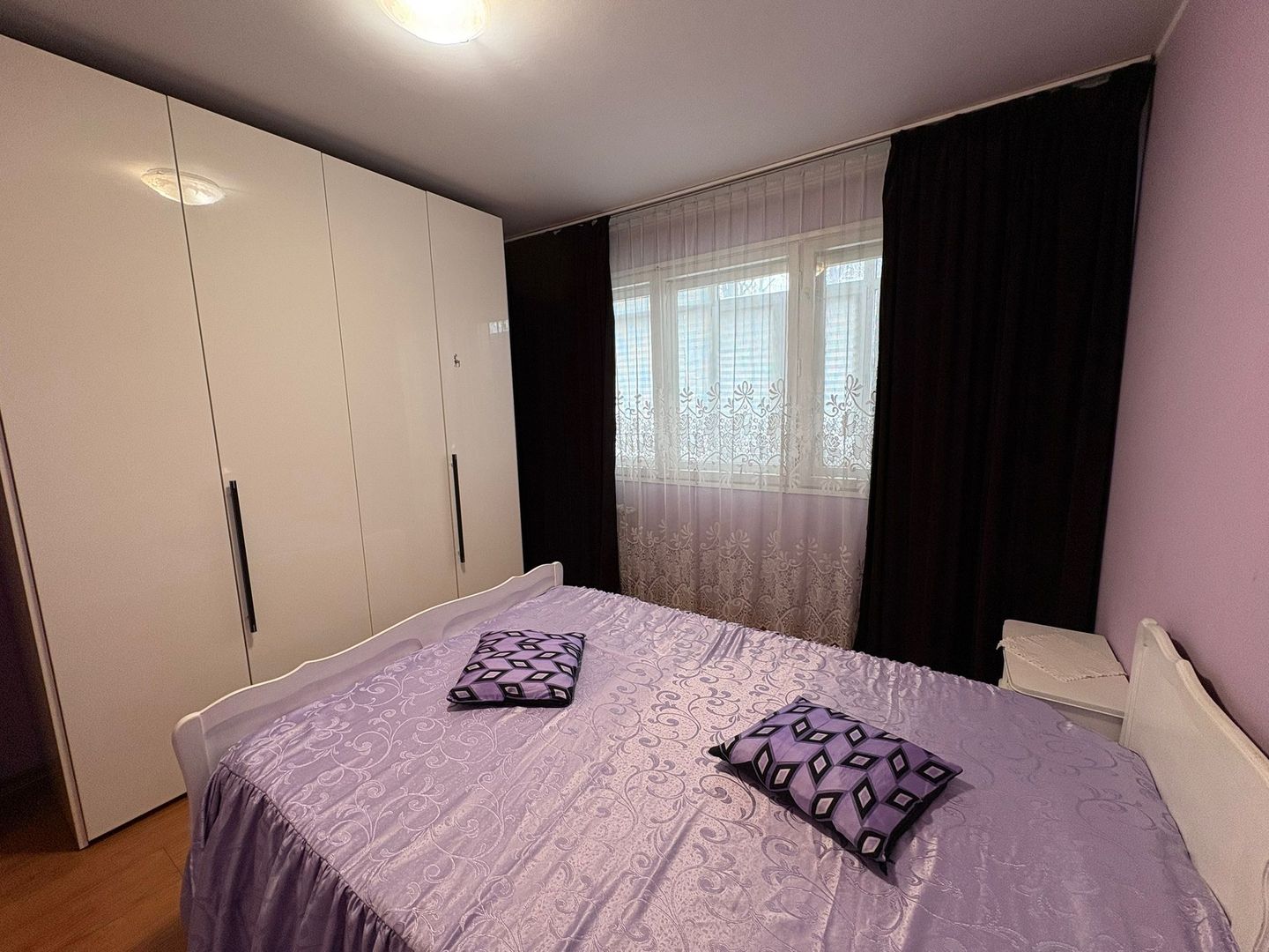 AP. 2 CAMERE P-TA UNIRII, PARCARE, BUCATARIE INCHISA, METROU 10 MIN - Poză 2