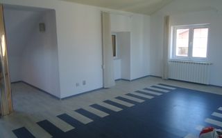 VILA DE LUX CU 4 CAMERE LA INCHIRIERE LANGA BRITISH SCHOOL - Poză 13