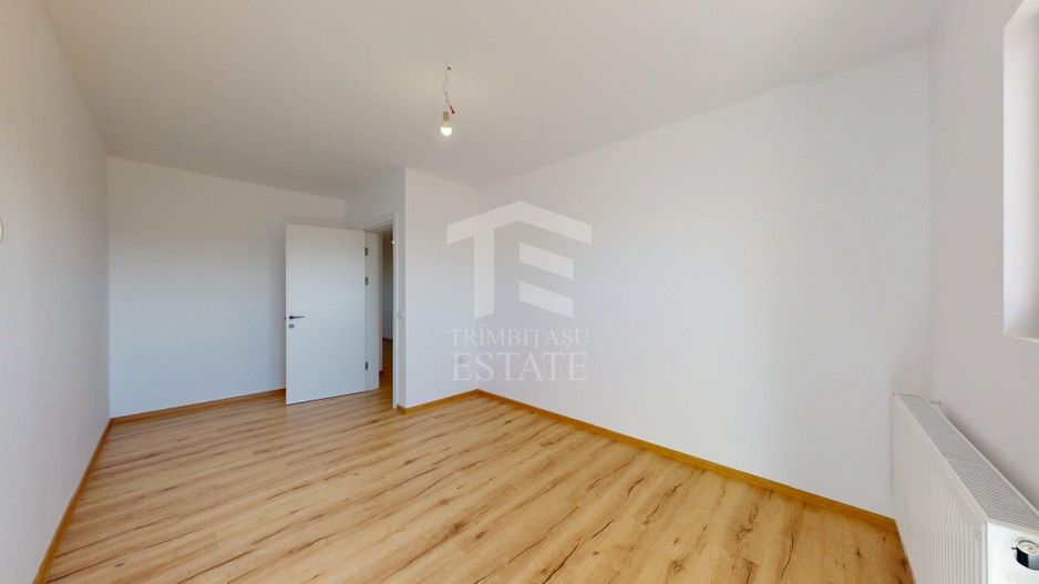 Duplex întreg cu Panouri Solare! Cu 2 intrari! - Poză 18