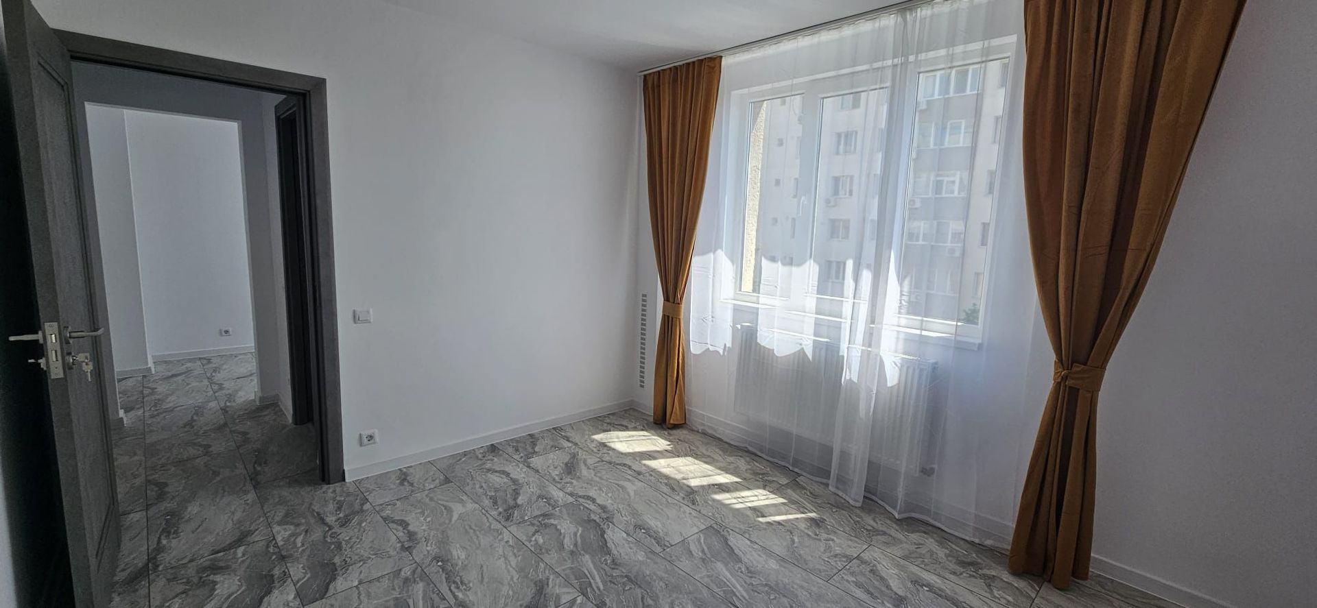 2 camere  Parc Moghioroș | Renovat - Poză 1