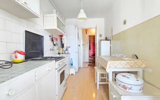 Apartament 3 camere zona Astra - Poză 6