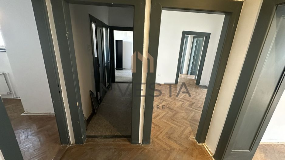 Apartament 4 camere 115 mp Ultracentral etaj intermediar pe Eroilor! - Poză 5