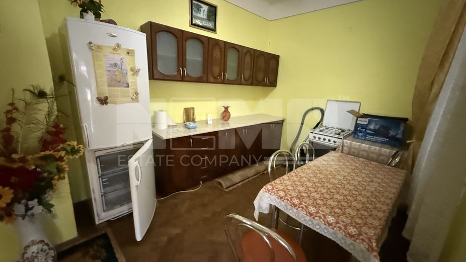 Casă de vânzare | Rădăuți | Ultracentral | Teren 705 mp - Poză 2