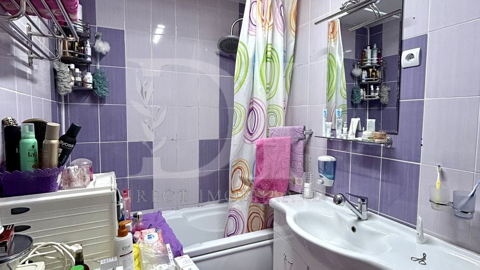 Apartament  3 camere de vanzare / Zona  Florilor / Floresti - Poză 6