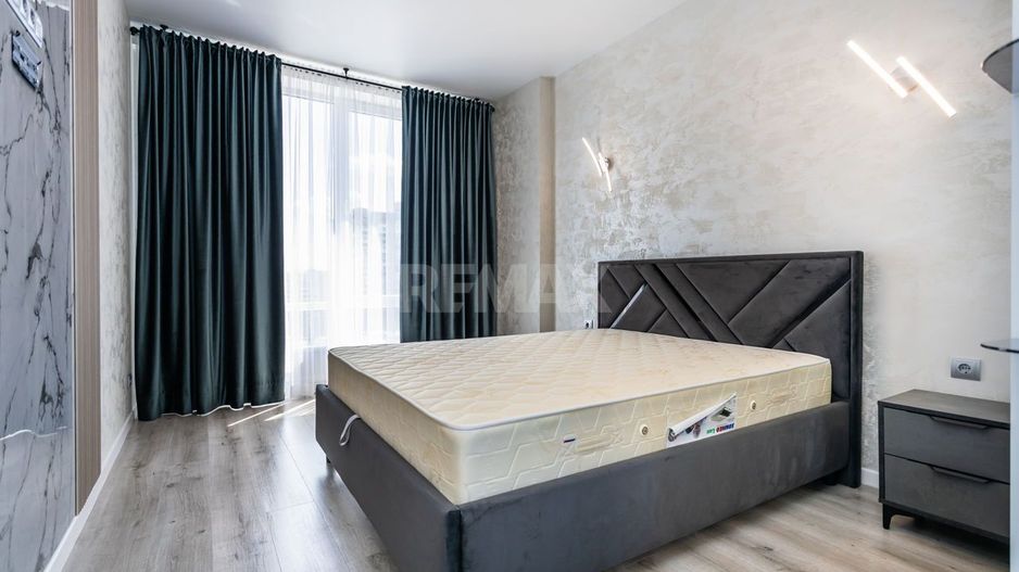 Se oferă în chire apartament cu 2 camere și living, 96 mp, Inamstro, Centru (str. Avram Iancu) - Poză 1
