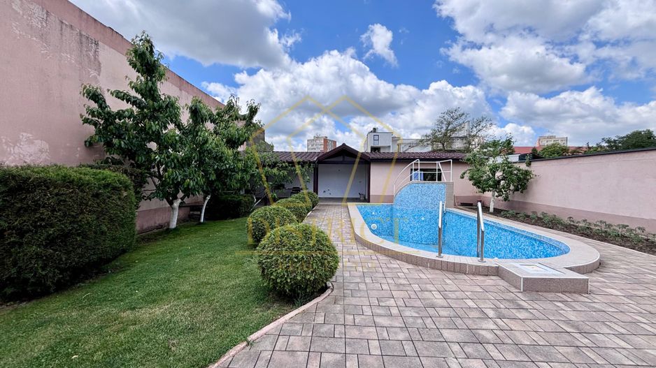 COM 0% Casa individuala spatioasa, piscina, garaj, anexe | Iosefin - Poză 2