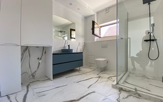 Va propunem spre inchiriere un spatiu pentru birou in Gheorgheni. - Poză 7