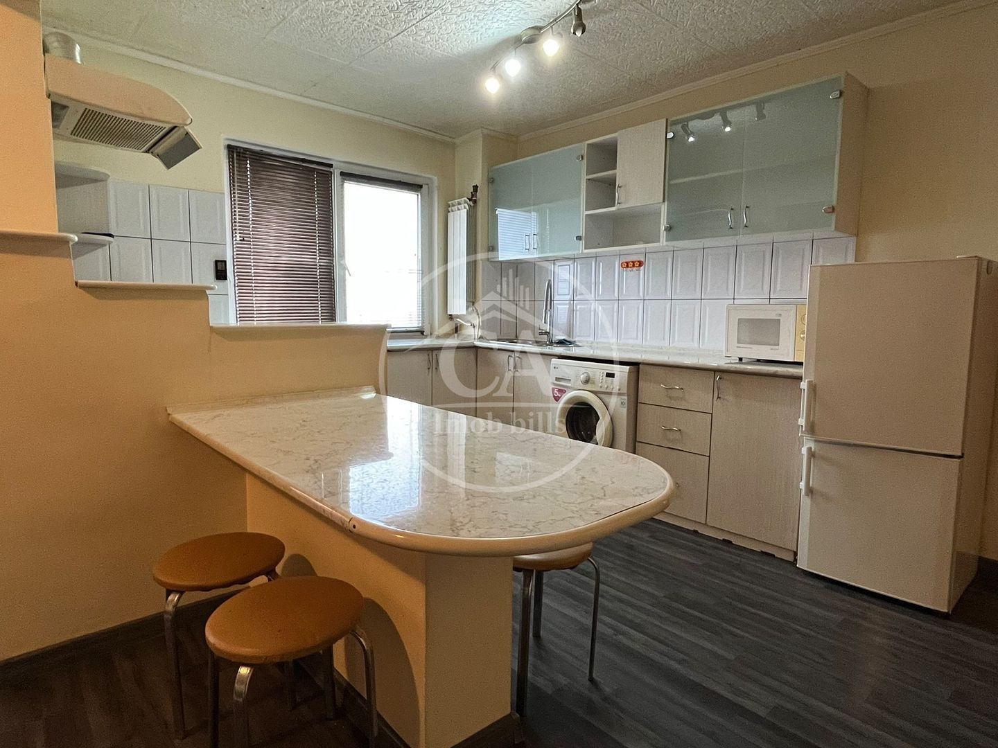 Apartament cu 3 camere de vanzare în Zona Nufărul, Oradea - Poză 7