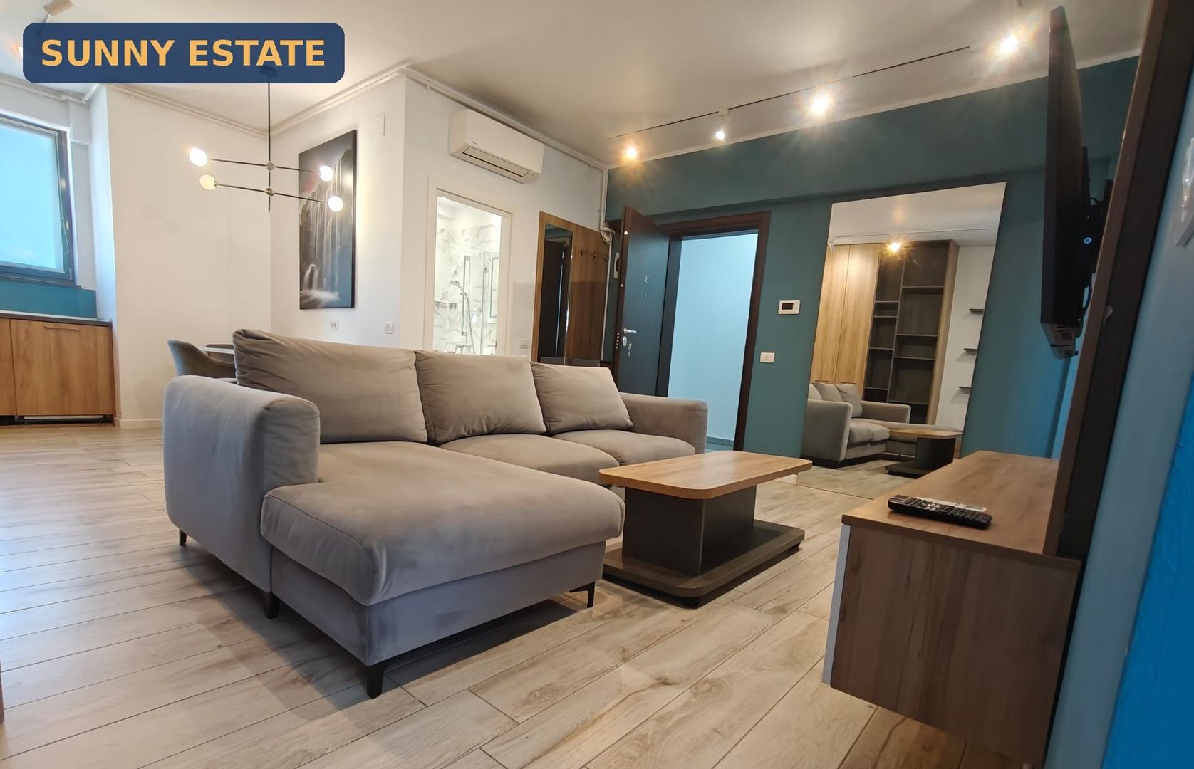 DE VÂNZARE — 2 CAMERE MOBILAT, B-DUL MAMAIA, ZONA DELFINARIU - Poză 3