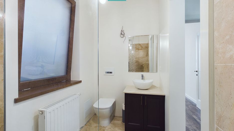 Vilă la sol cu 3 camere în Pârneava - Poză 13