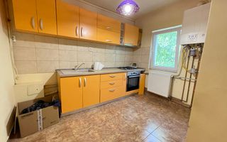 Apartament cu trei camere în bloc izolat -zona Aradului - Poză 8