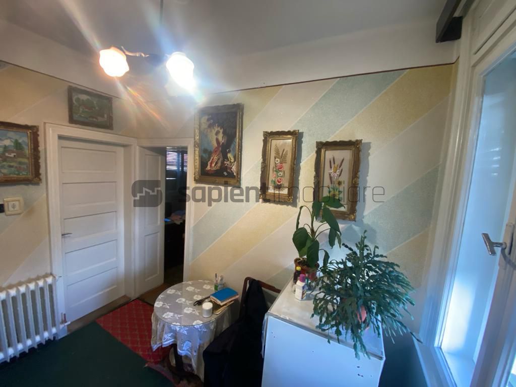 Apartament la casa situat in zona centrala - Poză 12